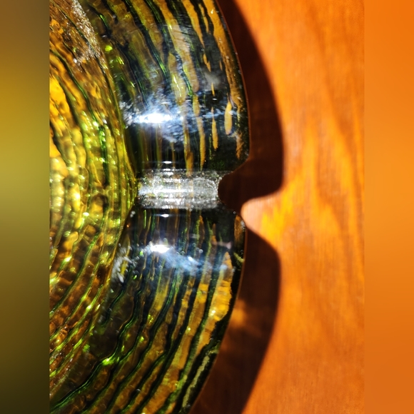 Vintage Green Pressed Ashtray - Picture 6 of 11